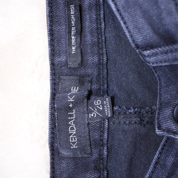 Kendell and Kyle High Rise High waist Black Shorts Size 3/26 - Picture 9 of 9